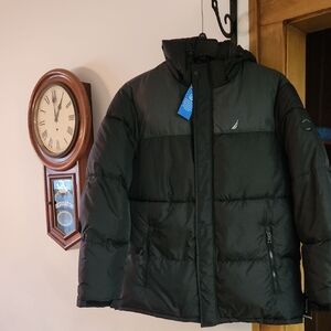 NAUTICA MEN'S XL Winter Puffer Jacket With Zipper Hood